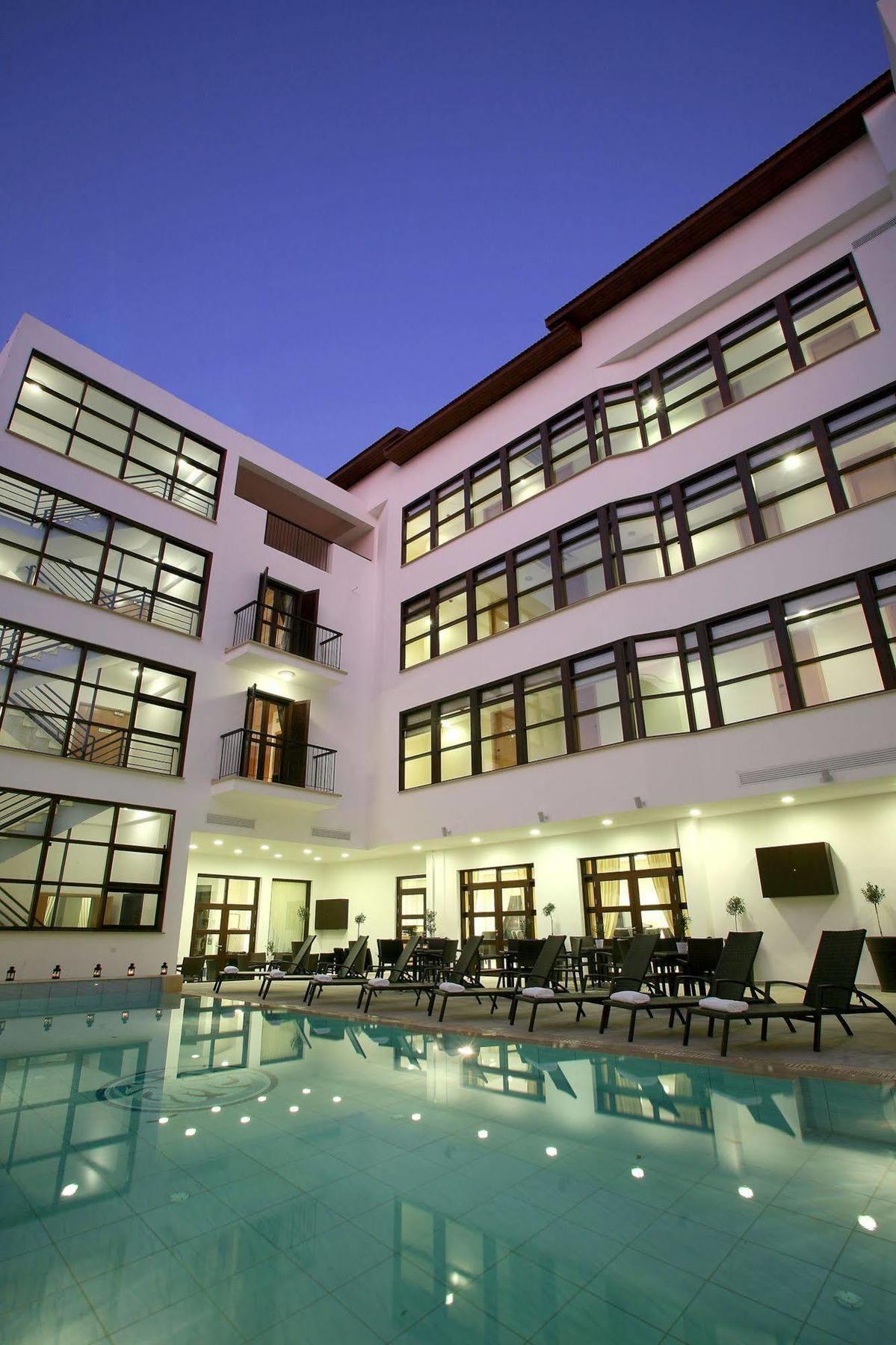 Royiatiko Hotel Nicosia Buitenkant foto